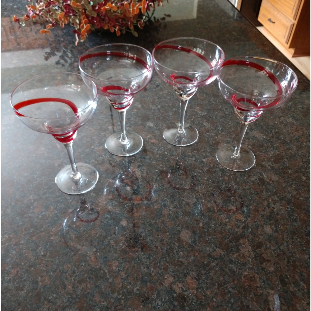 Set Of 4 Rare Pier One Red Swirl Margarita Glasses